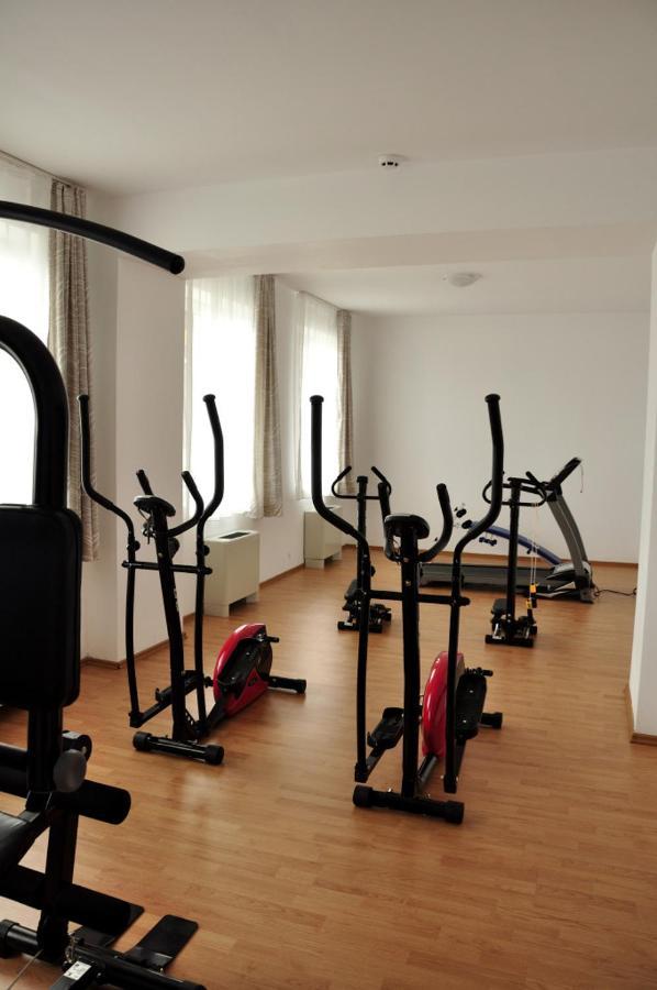 Hotel Oras Zlatna Extérieur photo